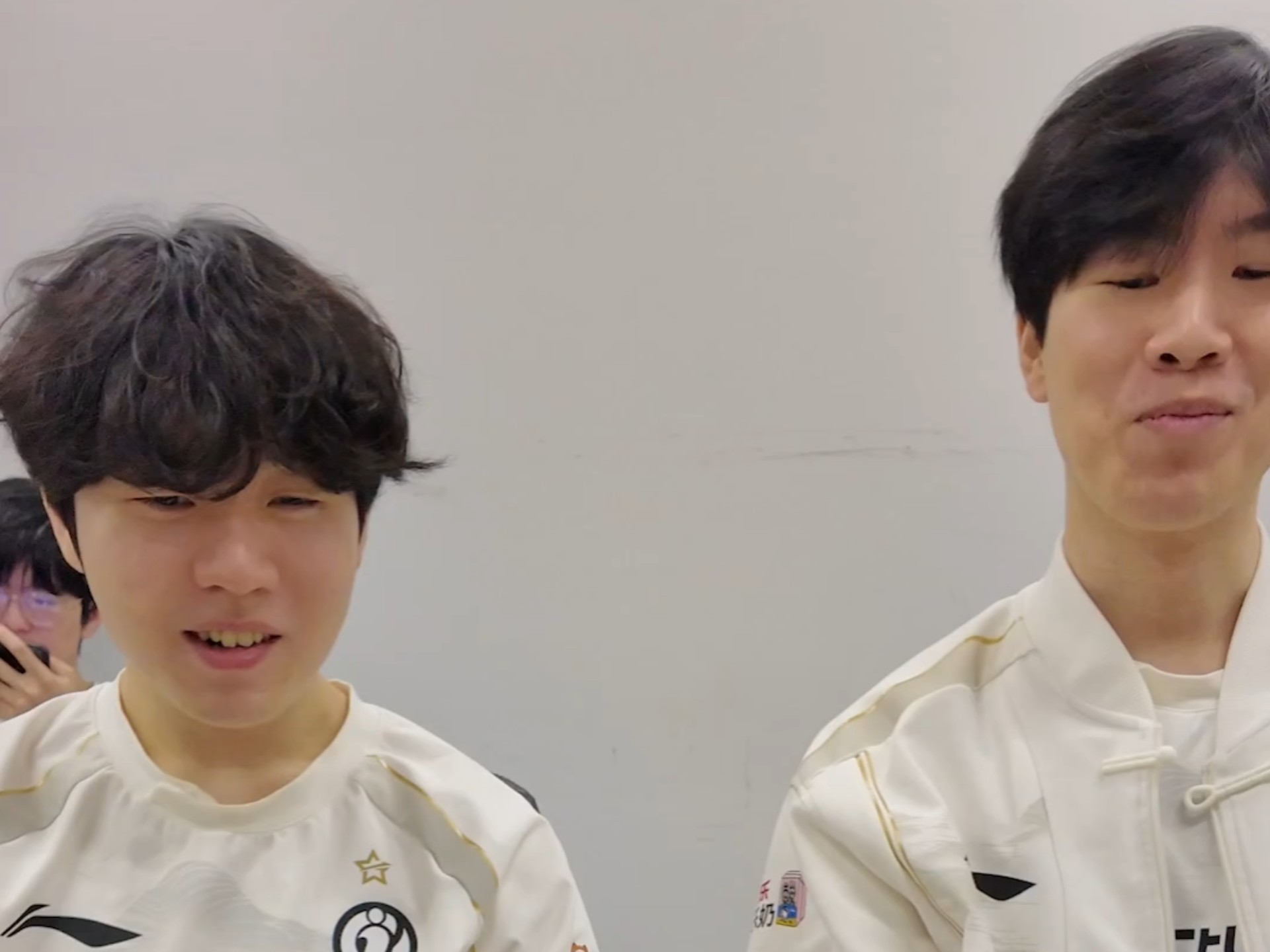 日本队引发争议！，Rookie官方宣布表现优异新规上演精彩一战(中国突然宣布一重磅消息)