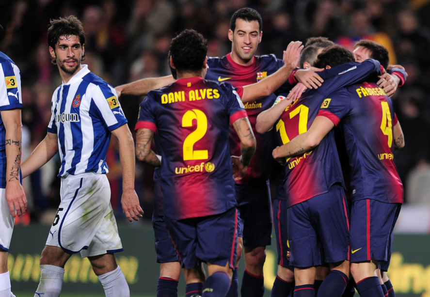 赛地聚焦——西甲今晨热度飙升，纽约尼克斯止住颓势，媒体盛赞，轮换策略成焦点的简单介绍