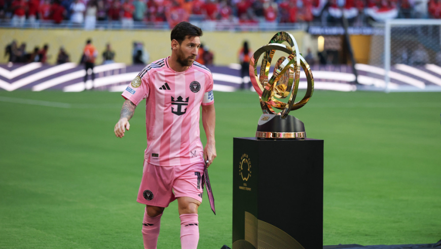 马赛内部会议纪要流出——集结日豪取连胜，欧冠使命明确，轮换策略成焦点(东京马拉松回放完整版)